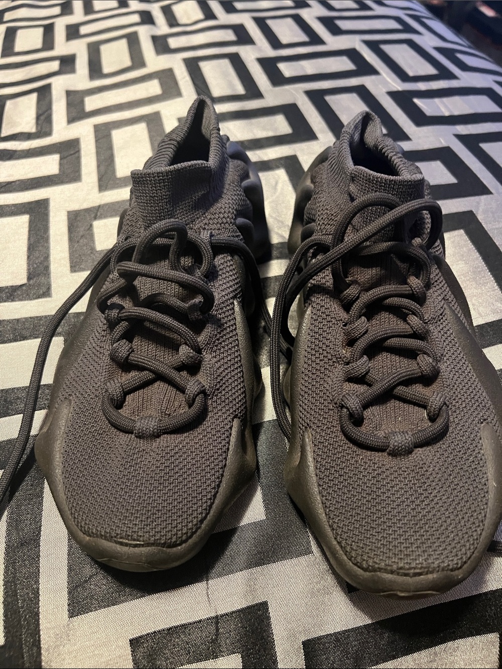Yeezy Men's Athletic Knit Sneakers - Black